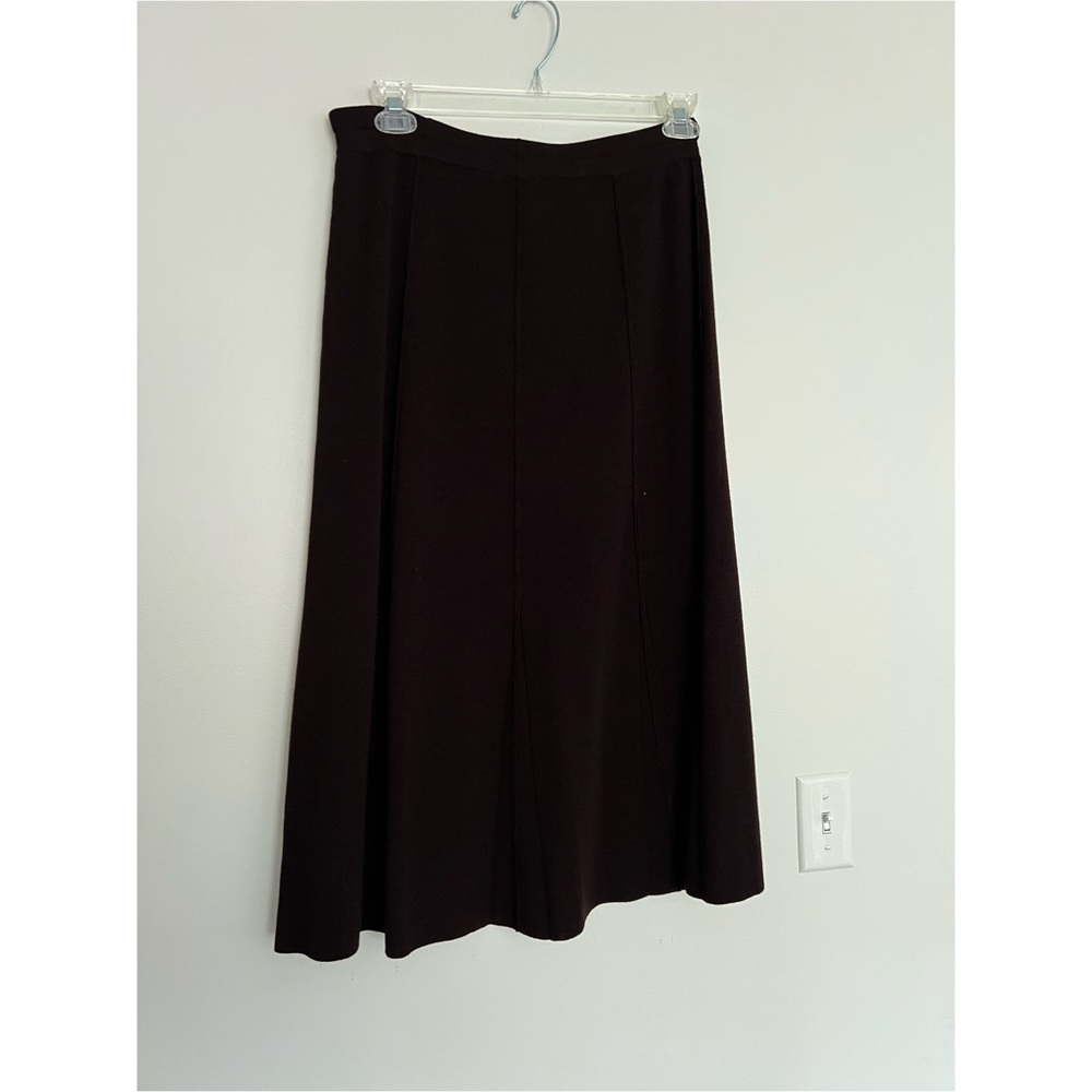 Woman’s Knit Skirt